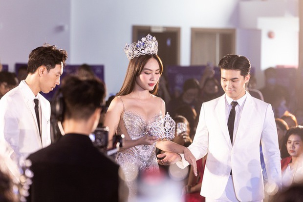 Họp báo Chung kết Hoa hậu Thế giới Việt Nam: Mai Phương - Đỗ Hà cùng dàn mỹ nhân đọ sắc, vương miện được công bố - Ảnh 13.