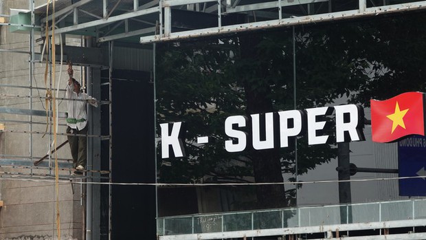 Showroom K-Super của Phan Công Khanh chính thức bị tháo dỡ - Ảnh 4.