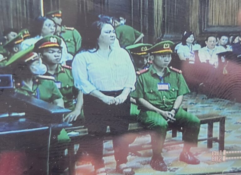 Bà Nguyễn Phương Hằng từ chối nói lời xin lỗi Đàm Vĩnh Hưng, Vy Oanh vì "bị tạm giam 18 tháng, bị cáo đã trả giá quá đắt rồi"