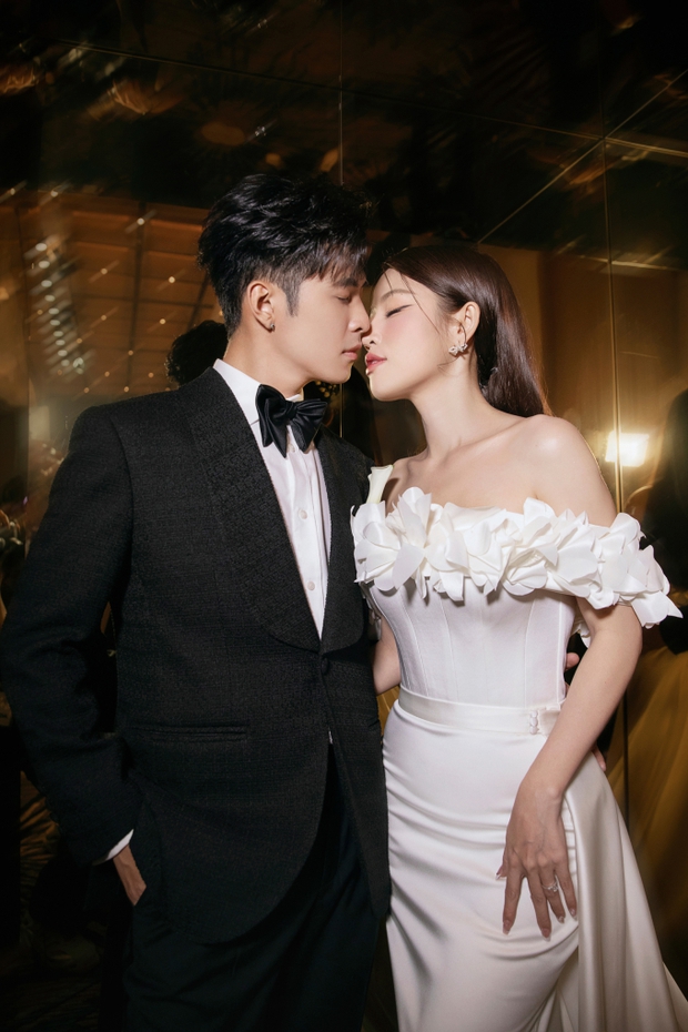 Ảnh full HD đám cưới Puka và Gin Tuấn Kiệt: Cô dâu chú rể quá đẹp đôi, lụi tim trước loạt khoảnh khắc ngọt ngào được công bố - Ảnh 4.